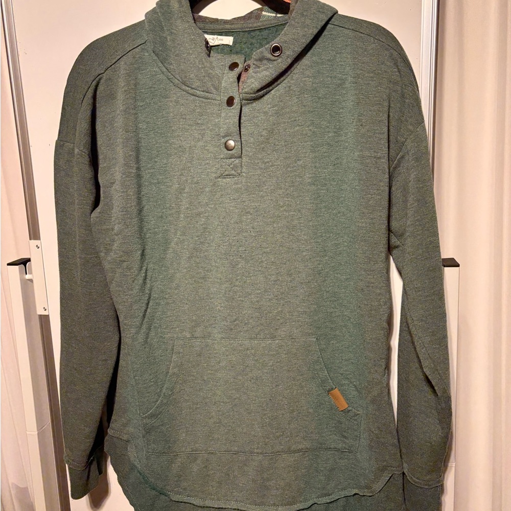 Women's Cozy Green Cowl Neck Sweater